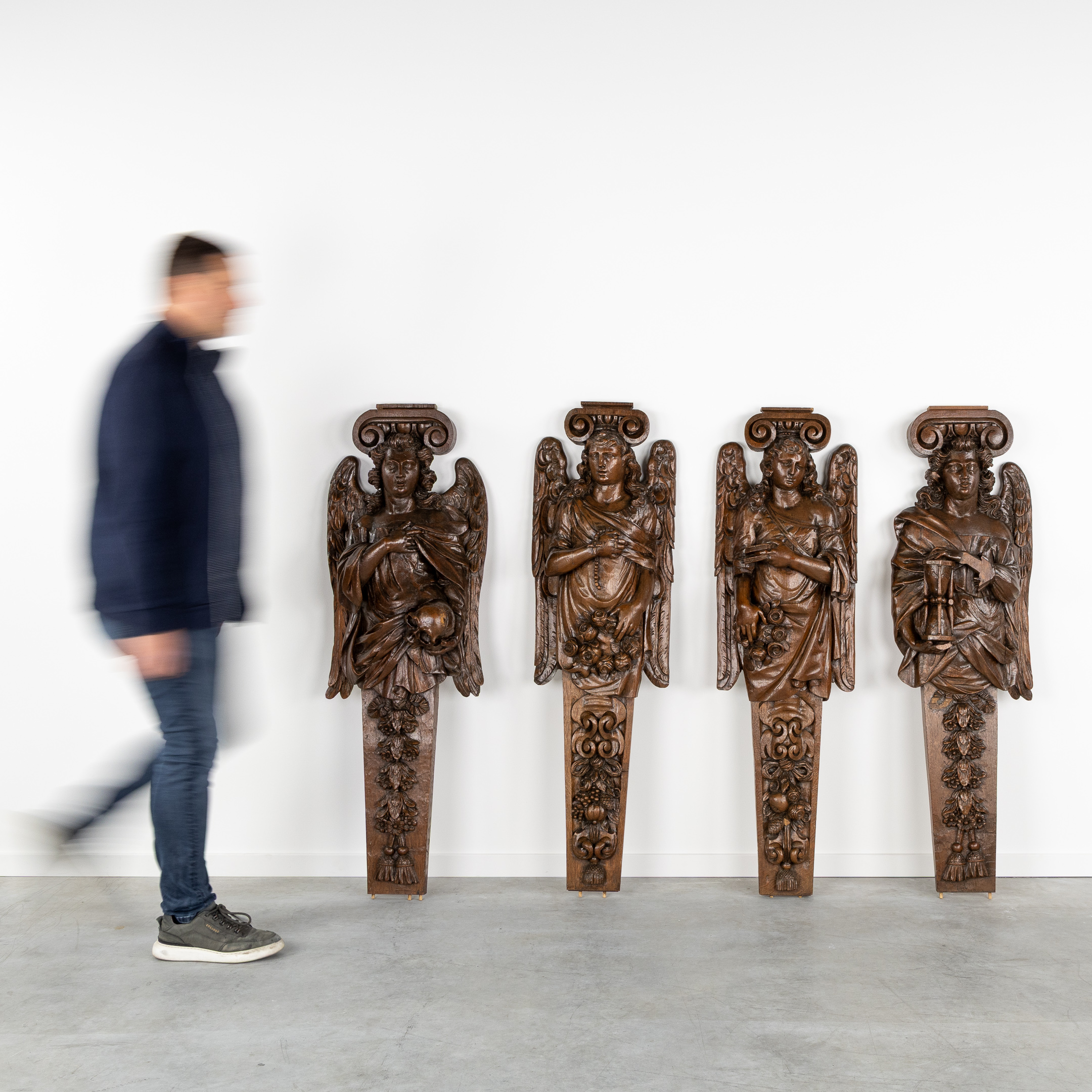 Flanders auctions Staand